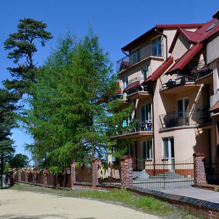 Pensjonat Resident Krynica Morska Exteriör bild